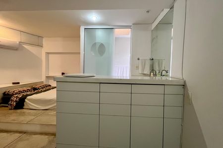 Casa à venda com 500m², 4 quartos e 2 vagas Casa à venda com 500m², 4 quartos e 2 vagasSuíte 2