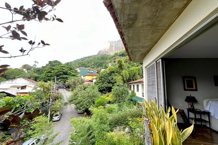 Casa à venda com 500m², 4 quartos e 2 vagas Casa à venda com 500m², 4 quartos e 2 vagasVista do Quarto 3
