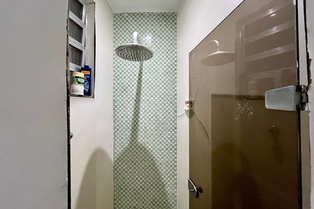 Casa à venda com 500m², 4 quartos e 2 vagas Casa à venda com 500m², 4 quartos e 2 vagasBanheiro social