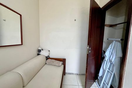 Casa à venda com 500m², 4 quartos e 2 vagas Casa à venda com 500m², 4 quartos e 2 vagasQuarto de serviço