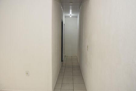 Corredor de casa para alugar com 1 quarto, 60m² em Parque Fernanda, Embu das Artes
