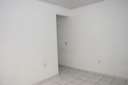 Sala de casa para alugar com 1 quarto, 60m² em Parque Fernanda, Embu das Artes