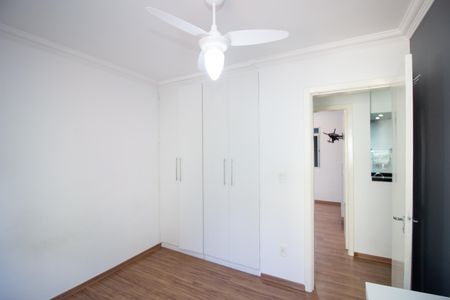 Casa de condomínio à venda com 110m², 2 quartos e 1 vagaQuarto 2