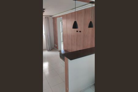 Sala de apartamento para alugar com 2 quartos, 45m² em Vila Carminha, Campinas