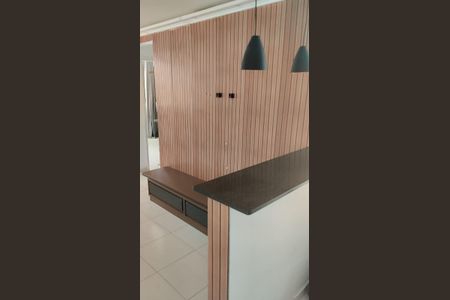 Sala de apartamento para alugar com 2 quartos, 45m² em Vila Carminha, Campinas
