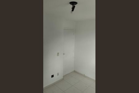 Quarto de apartamento para alugar com 2 quartos, 45m² em Vila Carminha, Campinas