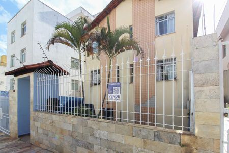 Apartamento à venda com 69m², 2 quartos e 2 vagasPlaquinha Instalada