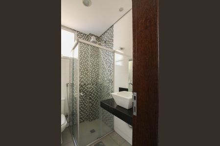 Apartamento à venda com 69m², 2 quartos e 2 vagasBanheiro