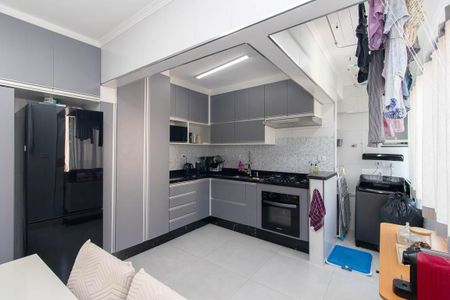 Apartamento à venda com 93m², 3 quartos e sem vagaCozinha e Área de Serviço