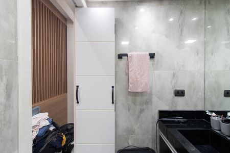 Apartamento à venda com 93m², 3 quartos e sem vagaBanheiro da Suíte