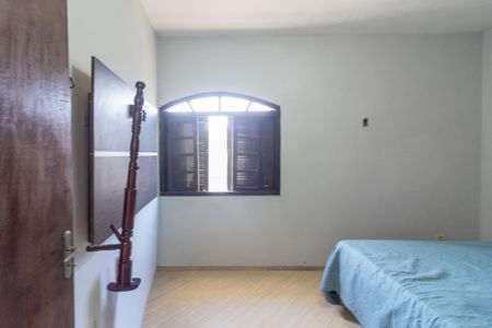 Quarto 1 de casa para alugar com 2 quartos, 150m² em Vila Constancia, São Paulo