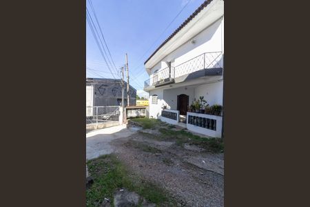 Casa para alugar com 150m², 2 quartos e 1 vagaFachada interna