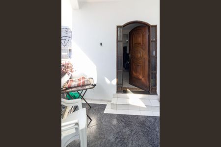 Casa para alugar com 150m², 2 quartos e 1 vagaHall de entrada