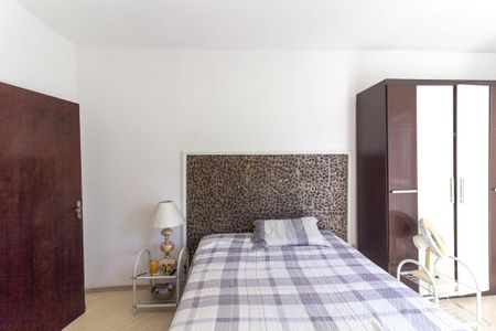 Casa para alugar com 150m², 2 quartos e 1 vagaQuarto 2