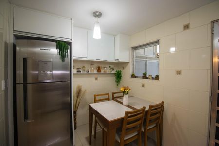 Casa de condomínio para alugar com 150m², 2 quartos e 1 vagaCozinha