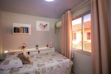 Quarto 2 de casa de condomínio para alugar com 2 quartos, 150m² em Galo Branco, São Gonçalo