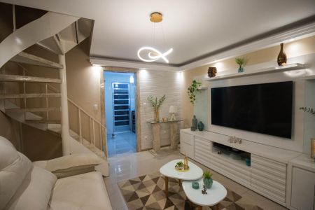 Casa de condomínio para alugar com 150m², 2 quartos e 1 vagaSala