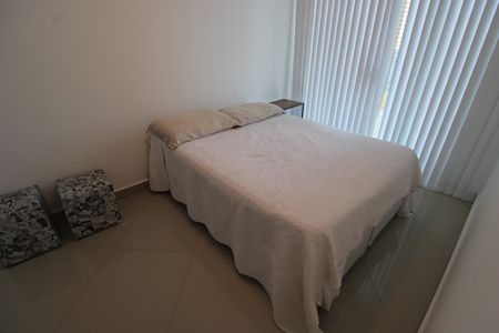Casa de condomínio à venda com 200m², 3 quartos e 3 vagasSuíte 1
