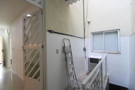 Casa de condomínio à venda com 200m², 3 quartos e 3 vagasÁrea de serviço