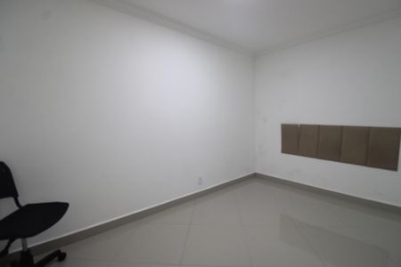 Casa de condomínio à venda com 200m², 3 quartos e 3 vagasQuarto 
