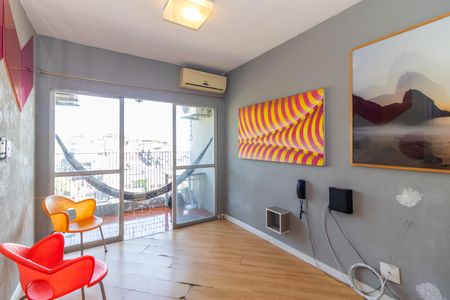 Apartamento à venda com 54m², 2 quartos e 1 vagaSala