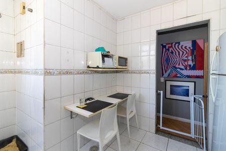 Apartamento à venda com 54m², 2 quartos e 1 vagaCozinha