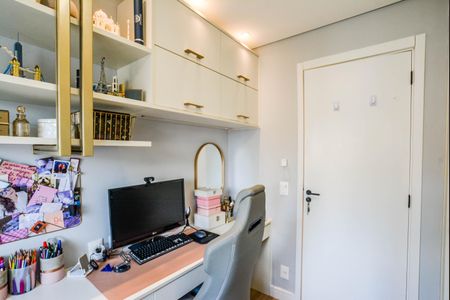 Apartamento à venda com 83m², 3 quartos e 2 vagasQuarto 2