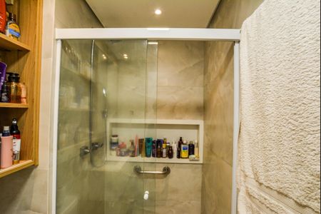Apartamento à venda com 83m², 3 quartos e 2 vagasBanheiro da Suíte