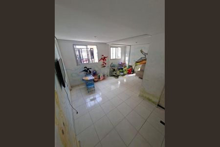 Apartamento à venda com 3 quartos, 61m² em Km 18, Osasco