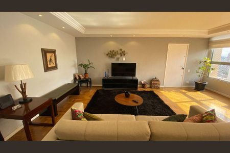 Apartamento à venda com 3 quartos, 122m² em Campo Belo, São Paulo