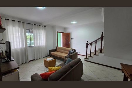Casa à venda com 3 quartos, 194m² em Jardim Santa Barbara, Guarulhos