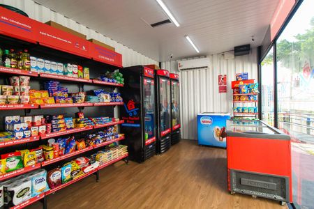 Apartamento à venda com 33m², 2 quartos e sem vagaMini Mercado