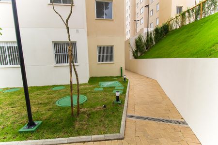 Apartamento à venda com 33m², 2 quartos e sem vagaÁrea comum