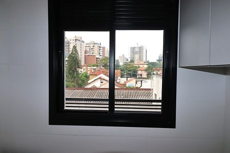 Apartamento à venda com 56m², 2 quartos e 2 vagasJanela da Área de Serviço