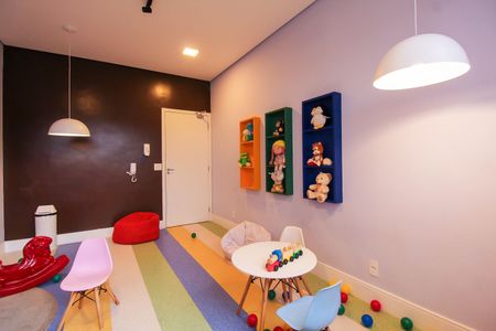 Apartamento à venda com 34m², 2 quartos e sem vaga