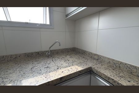 Apartamento à venda com 34m², 2 quartos e sem vaga