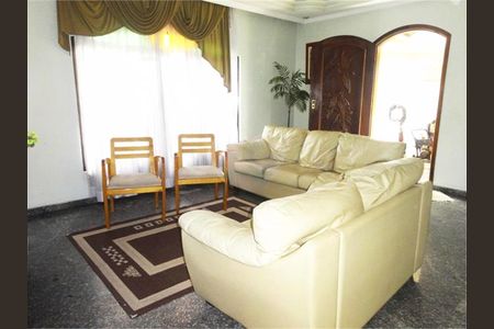 Casa à venda com 3 quartos, 150m² em Jardim Penha, São Paulo