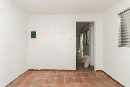 Casa à venda com 3 quartos, 200m² em Parque dos Bancarios, São Paulo