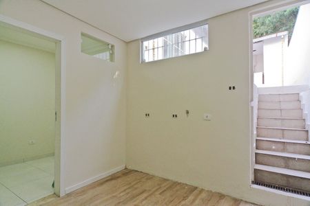 Casa para alugar com 96m², 4 quartos e sem vagaÁrea de Serviço