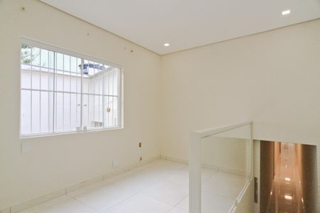 Casa para alugar com 96m², 4 quartos e sem vagaCorredor