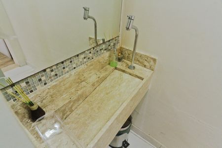 Casa para alugar com 96m², 4 quartos e sem vagaLavabo