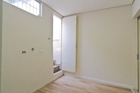 Casa para alugar com 96m², 4 quartos e sem vagaÁrea de Serviço
