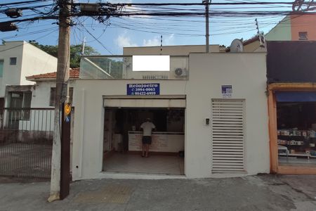 Casa para alugar com 96m², 4 quartos e sem vagaFachada + placa