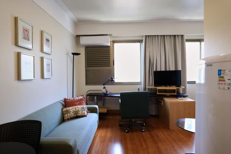 Sala de kitnet/studio para alugar com 1 quarto, 40m² em Lourdes, Belo Horizonte