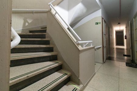 Apartamento para alugar com 50m², 1 quarto e sem vagaEscada