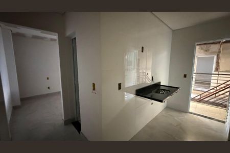 Cozinha de kitnet/studio para alugar com 1 quarto, 26m² em São Paulo, Belo Horizonte