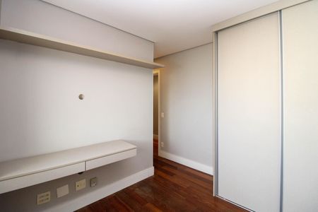 Apartamento à venda com 223m², 5 quartos e 4 vagasSuíte 1
