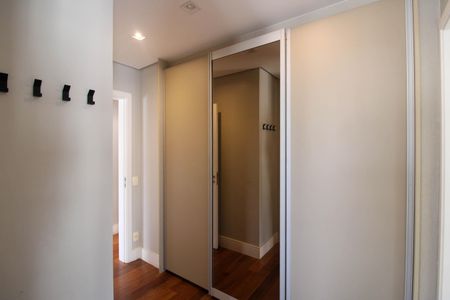Apartamento à venda com 223m², 5 quartos e 4 vagasSuíte 4