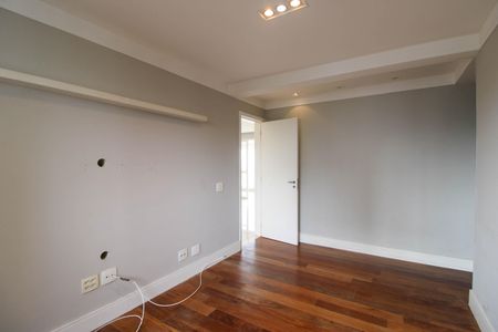 Apartamento à venda com 223m², 5 quartos e 4 vagasEscritório 