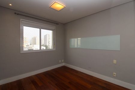 Apartamento à venda com 223m², 5 quartos e 4 vagasSuíte 3